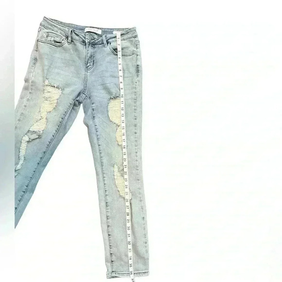 Judy Blue Boyfriend Fit, Light Blue, Size 7/28, Very Stretchy, Great Condition, - Picture 11 of 13